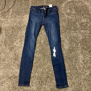 Hollister Jean Legging, distressed